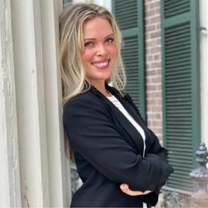 Meet your Posher, Candace